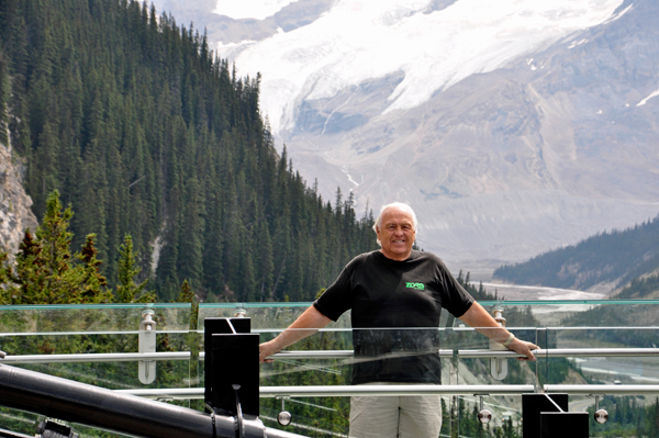 Lee Duquette on the Glacier Skywalk